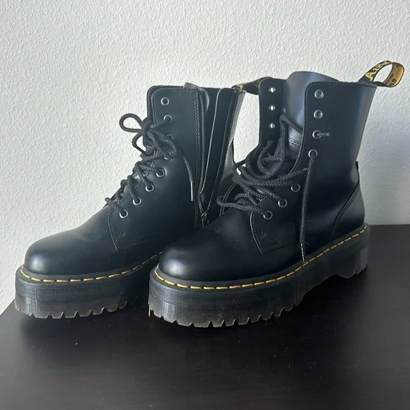 Women’s Dr Martens Jadon boot - black size 9 - Picture 3 of 7